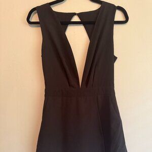 Tobi Deep V-Cut Open Back Black Romper Size Small